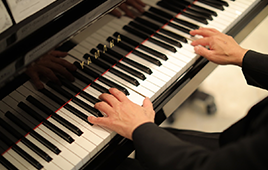 ピアノ生演奏・BGM打ち合わせ