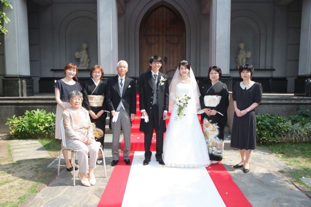 【家族婚のススメ】自分たちに合う結婚式のスタイルで