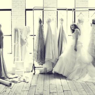 【プロが叶える素敵ウエディング】衣裳店を支えるメンテナンス工房