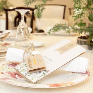 【ゲストの期待度アップ】ペーパーアイテムでおもてなし♪