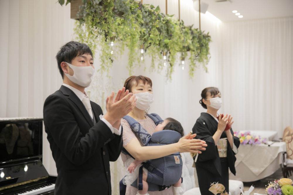 【withコロナの結婚式】ゲスト目線での気になるコロナ対策